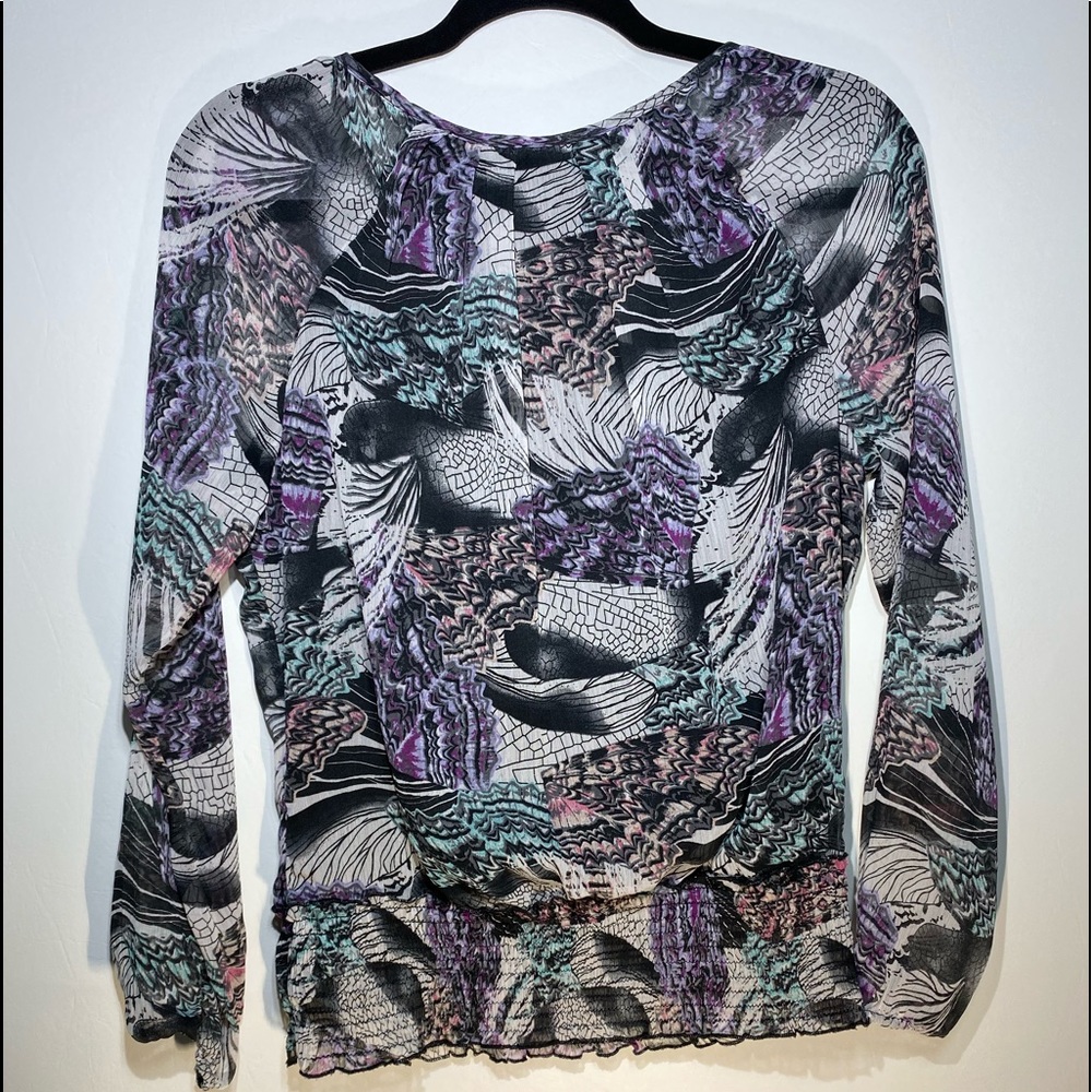 Ladies long sleeve blouse